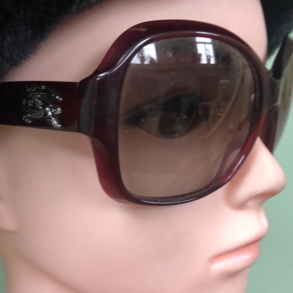 Burberry B 4058 Oversized Sunglasses - Picture 1 of 8
